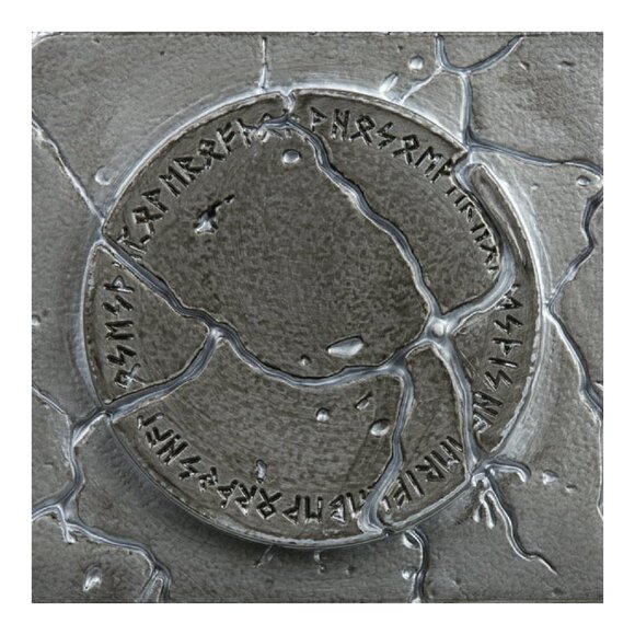 Marvel Thor Love & Thunder Mjolnir Electronic Hammer Costume With Display Stand - Picture 7 of 10